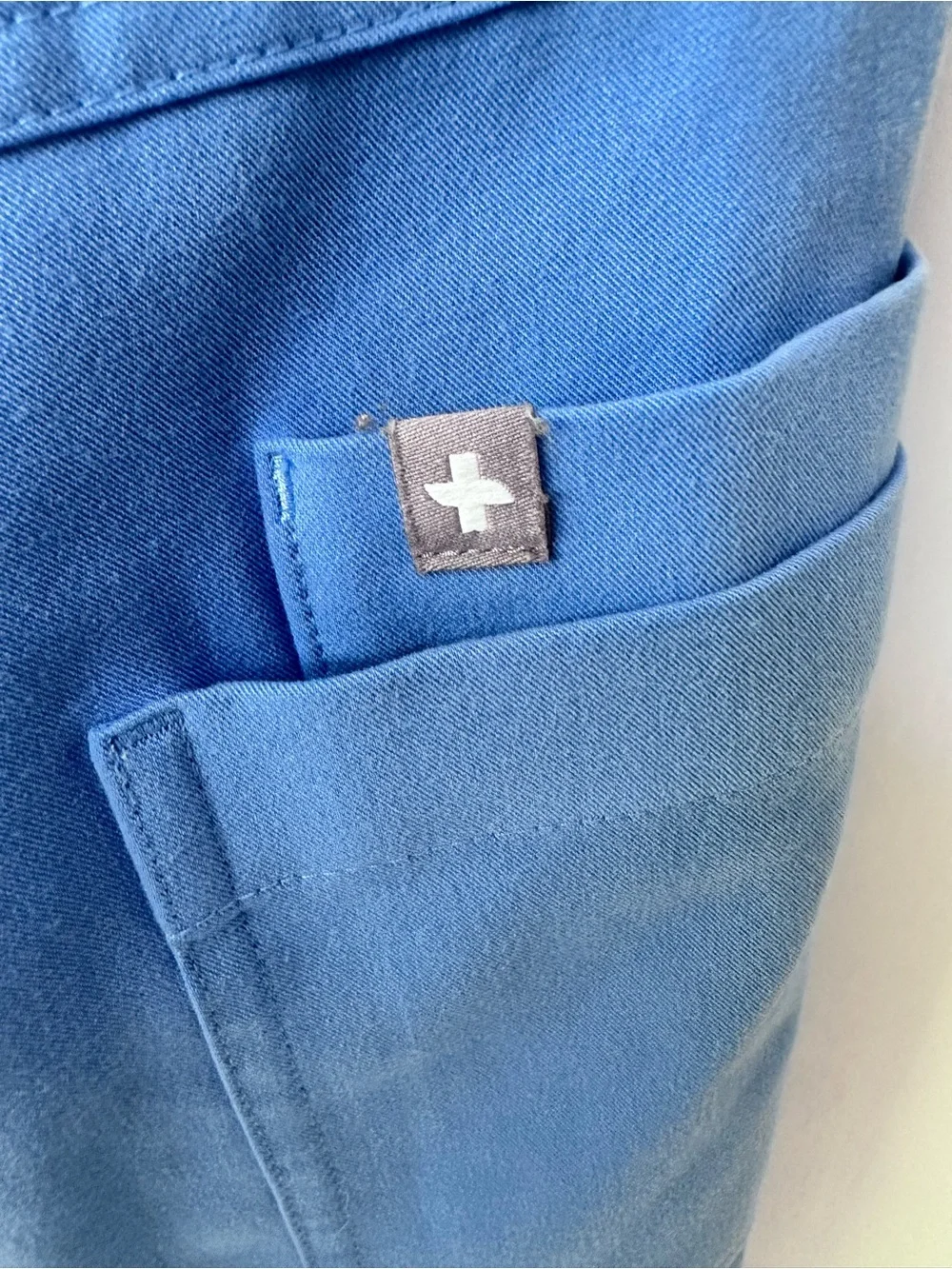 Figs Men's Cairo Cargo Scrub Pants Ceil Blue - Size L